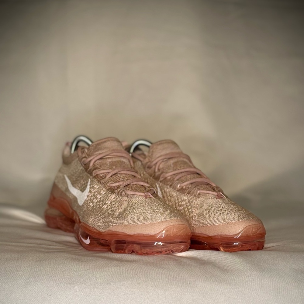 Nike Vapormax Flyknit Women’s Size 9 Oatmeal Pink - Picture 4 of 4